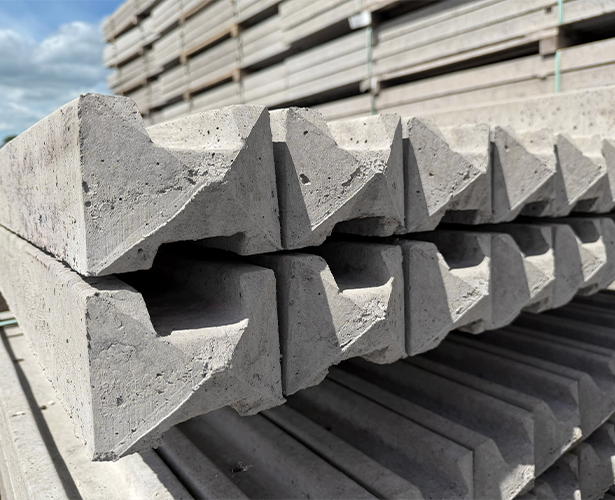 Slotted Concrete Post Intermediate